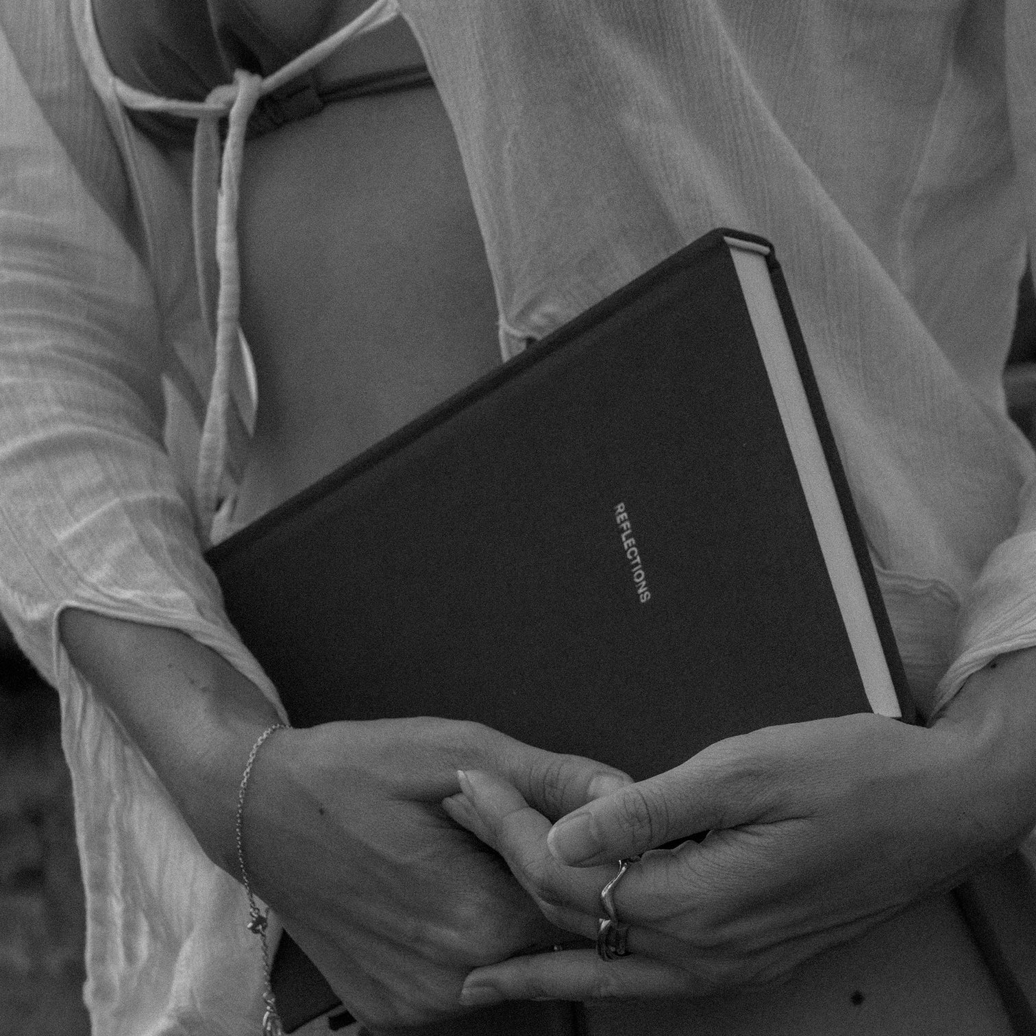 Slō. - Reflections Linen Journal