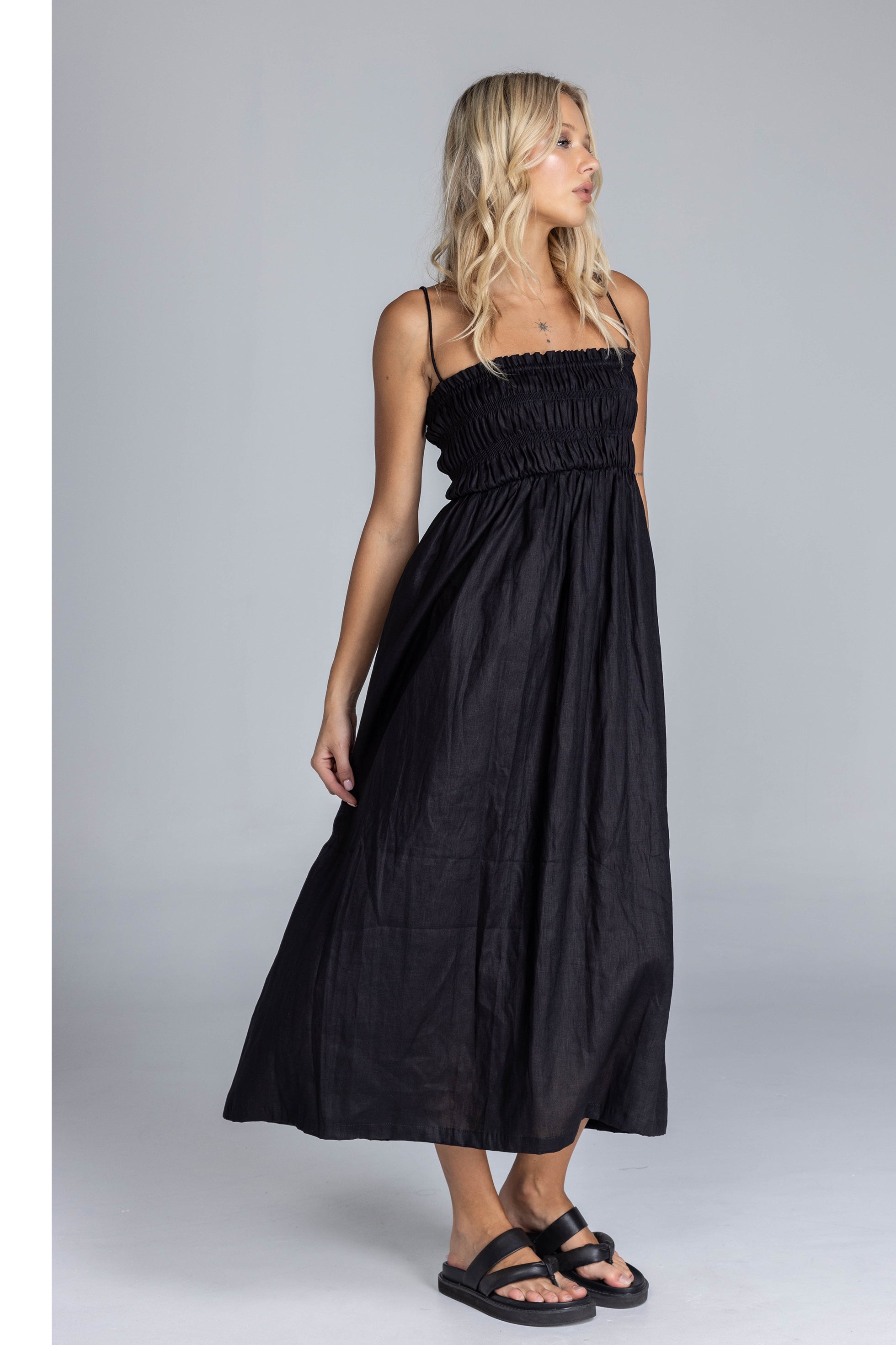 S26/50880 Running Through The Fields Midi Dress - Black