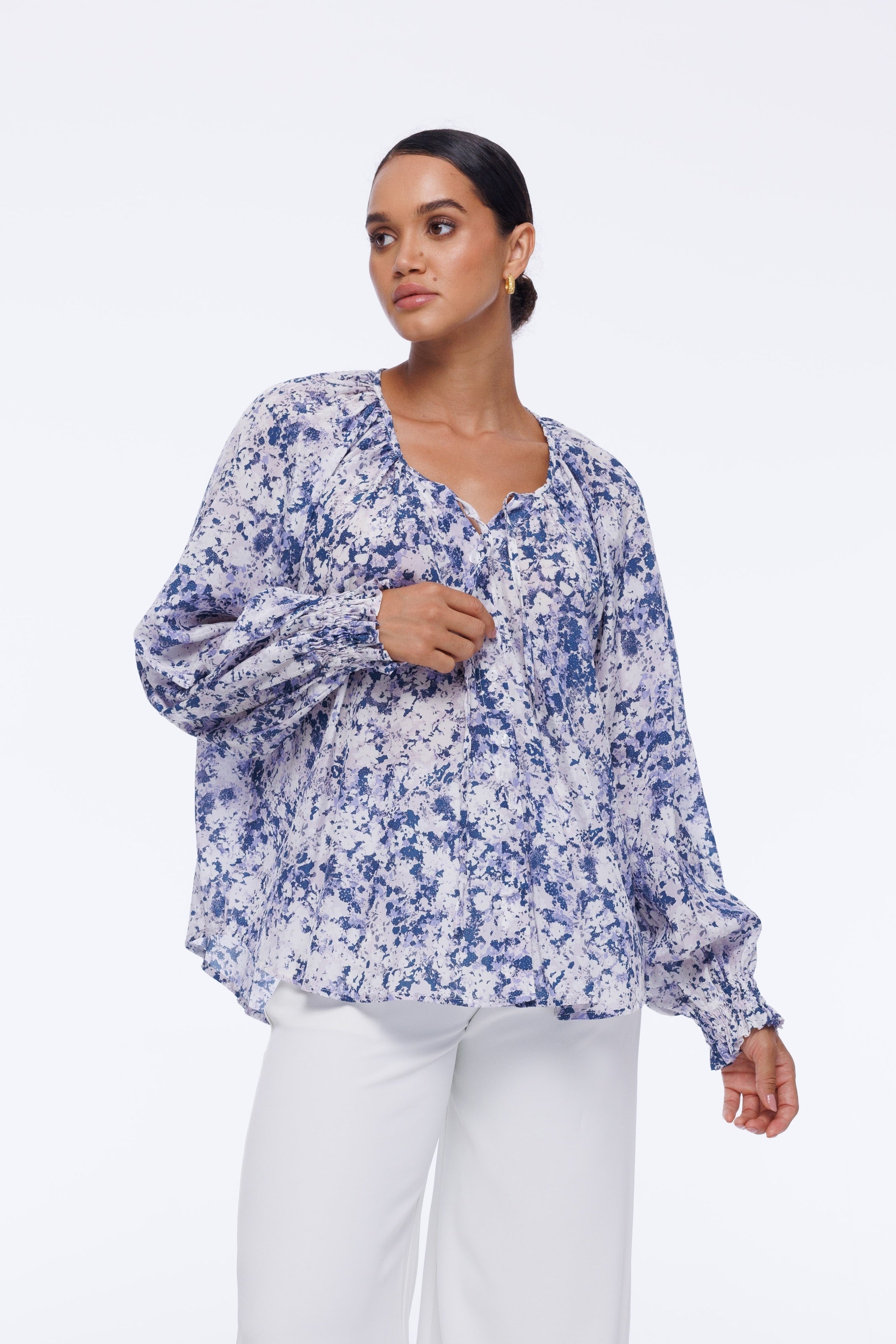 Ruthie Blouse - Exclusive Blue/White Floral