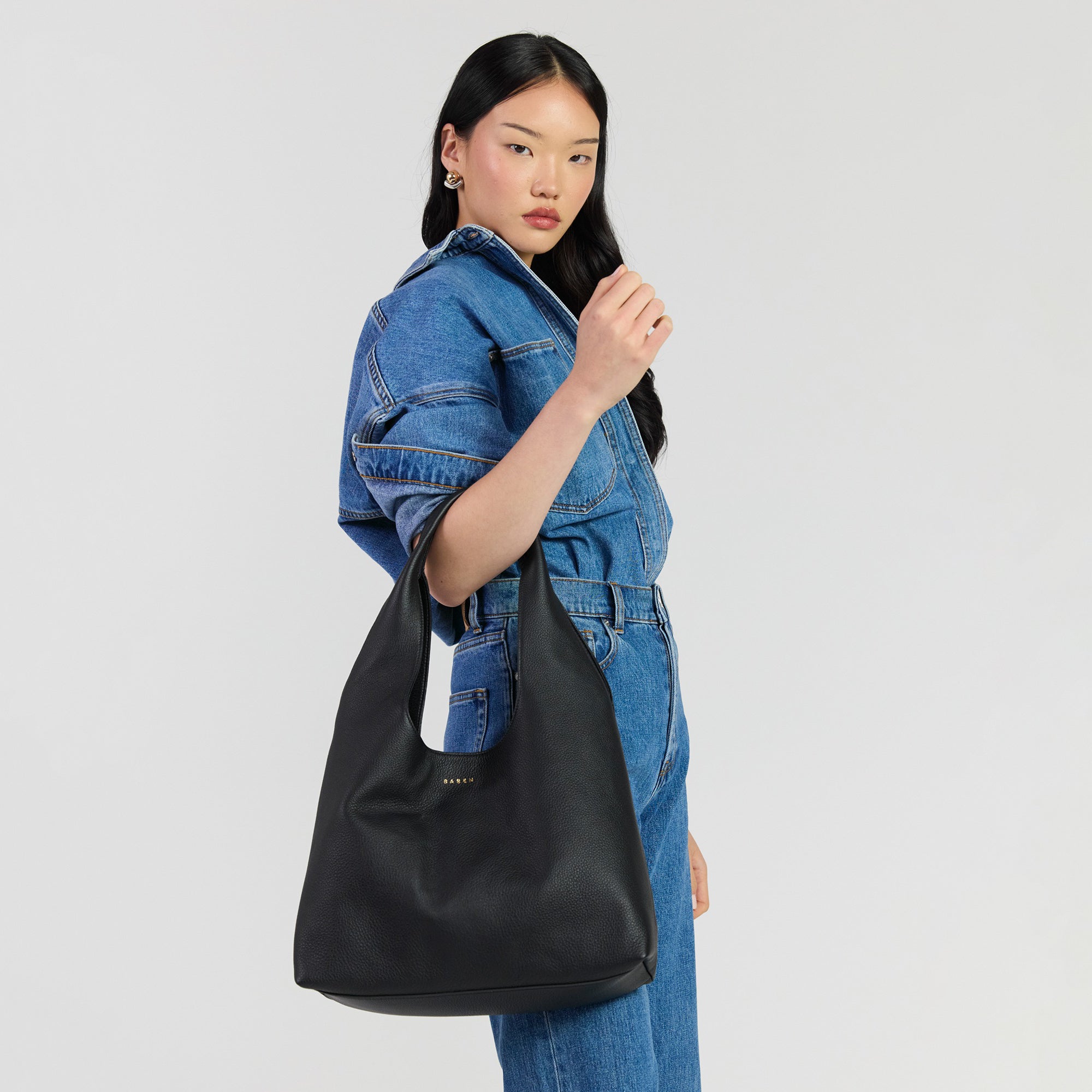 Saben - Kip Shoulder Bag - Black Lightly Milled