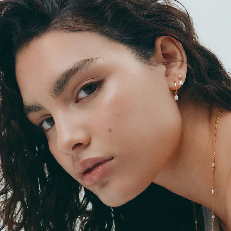 Saint Valentine - Mini Pearl Hoops - Gold