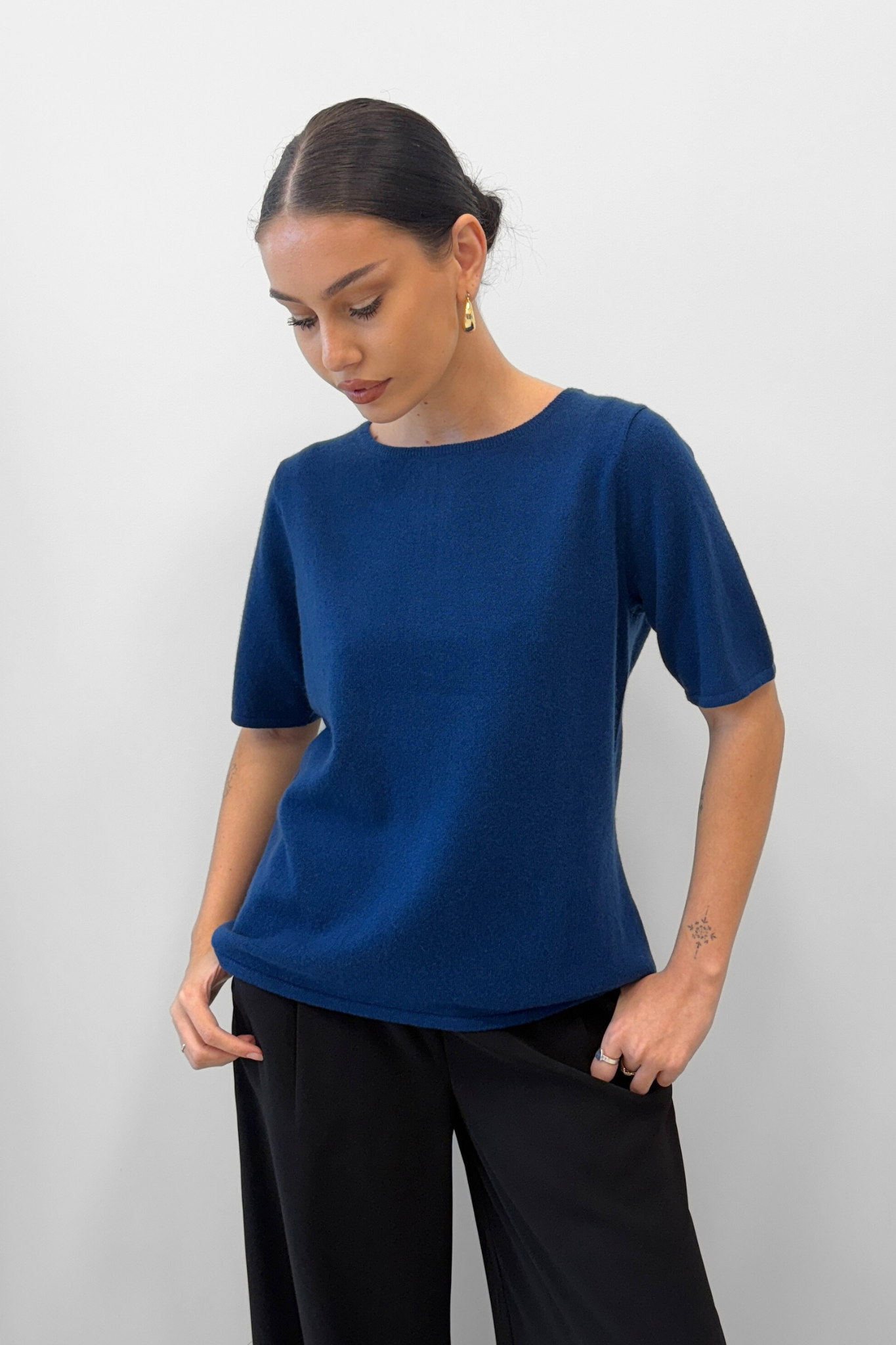 Serenity Tee - Dark Sky