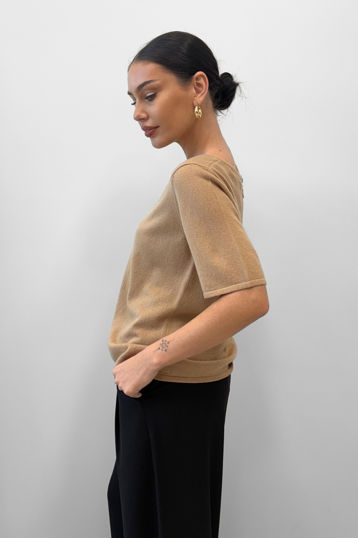 Serenity Tee - Camel