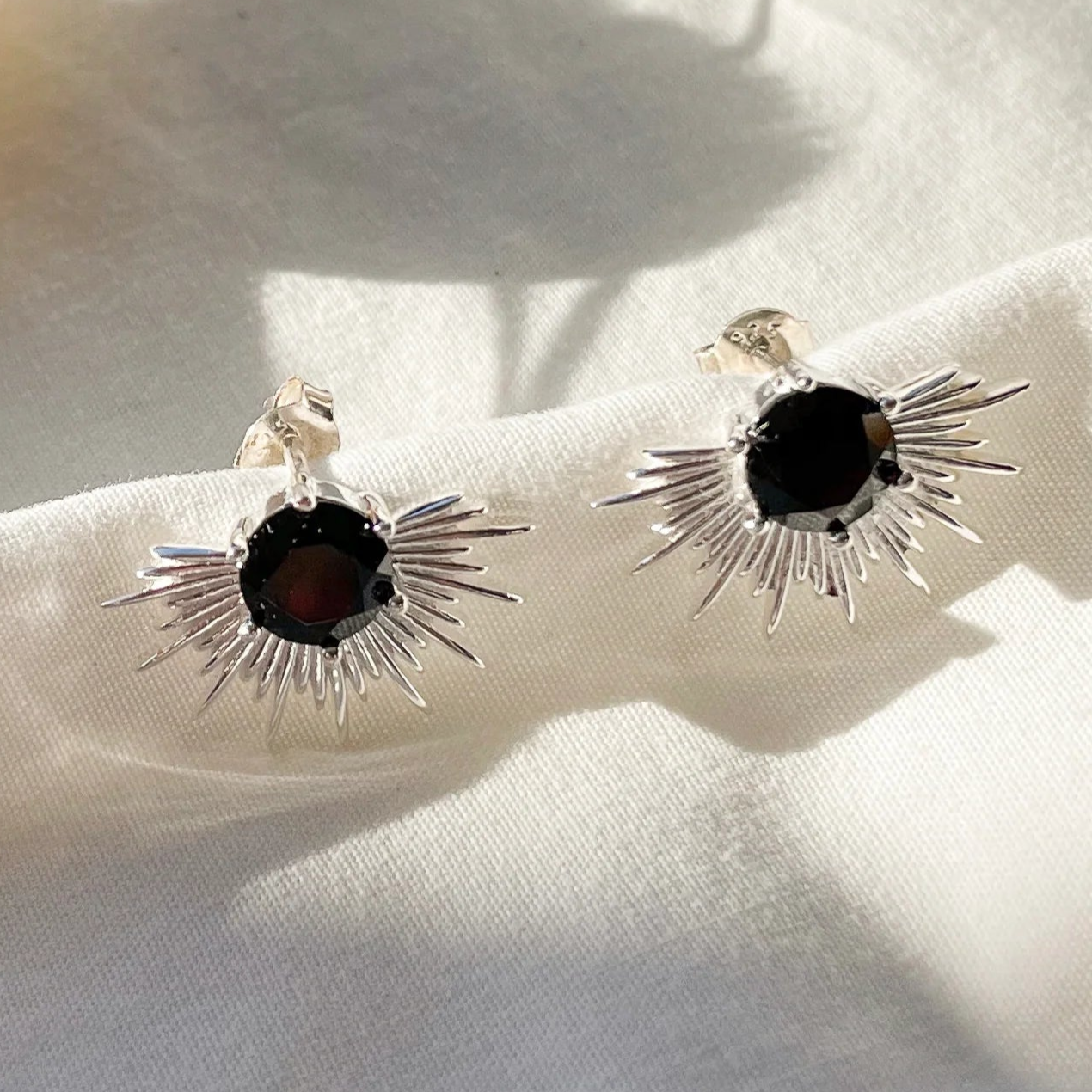 Silver Linings - Solace Earrings - Silver/Garnet