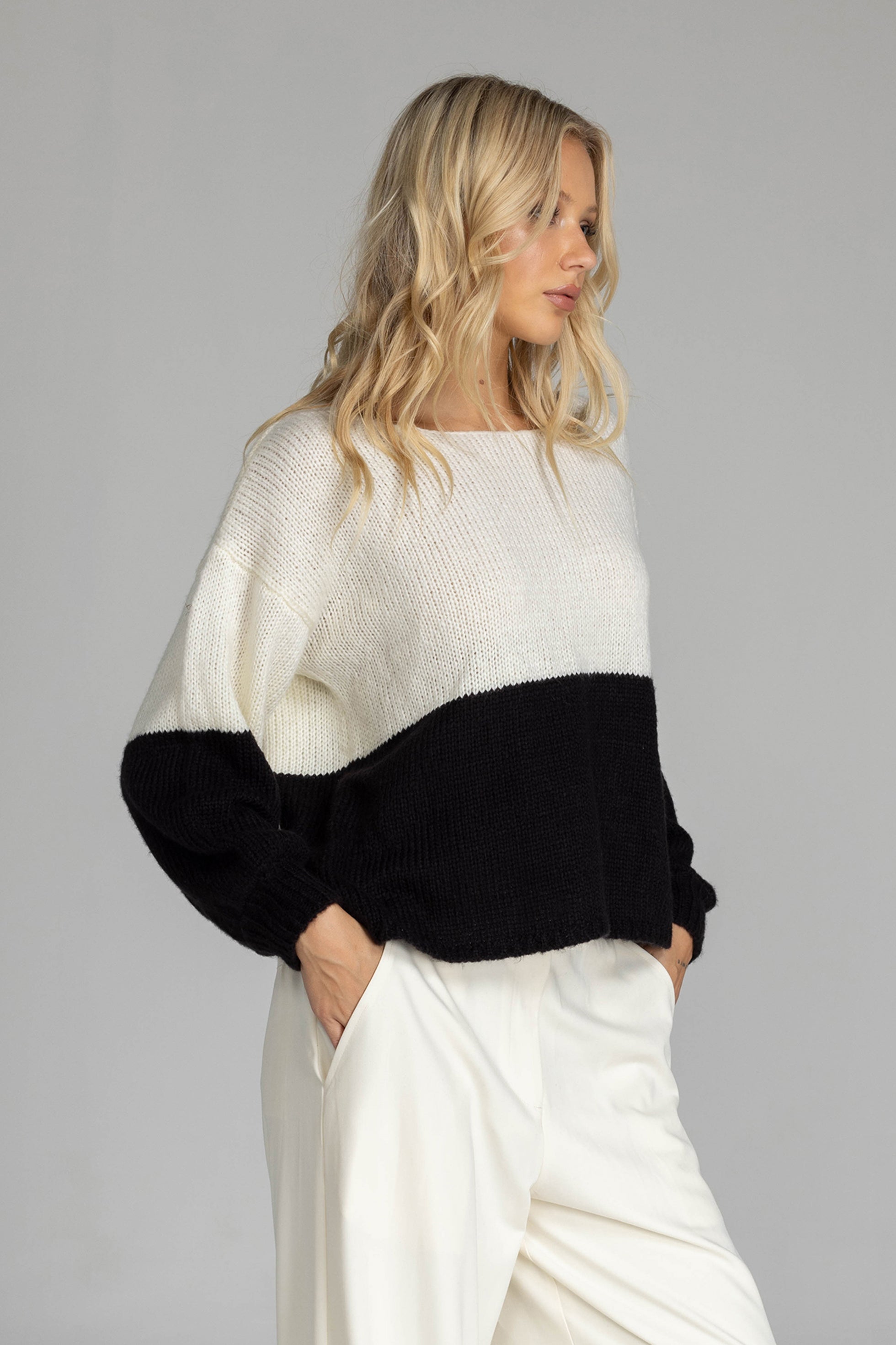 Split The Difference Jumper - Black/Ivory