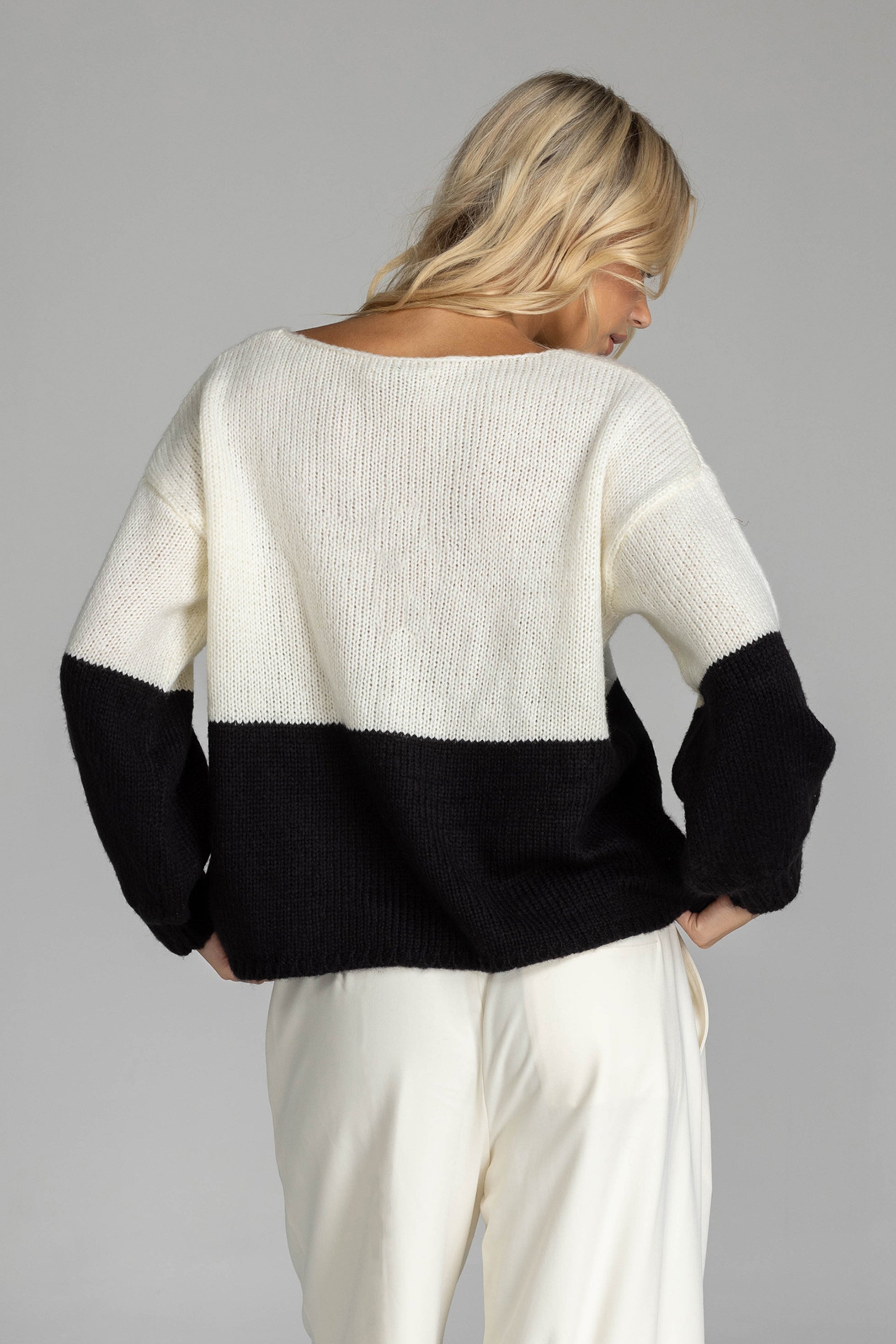 Split The Difference Jumper - Black/Ivory