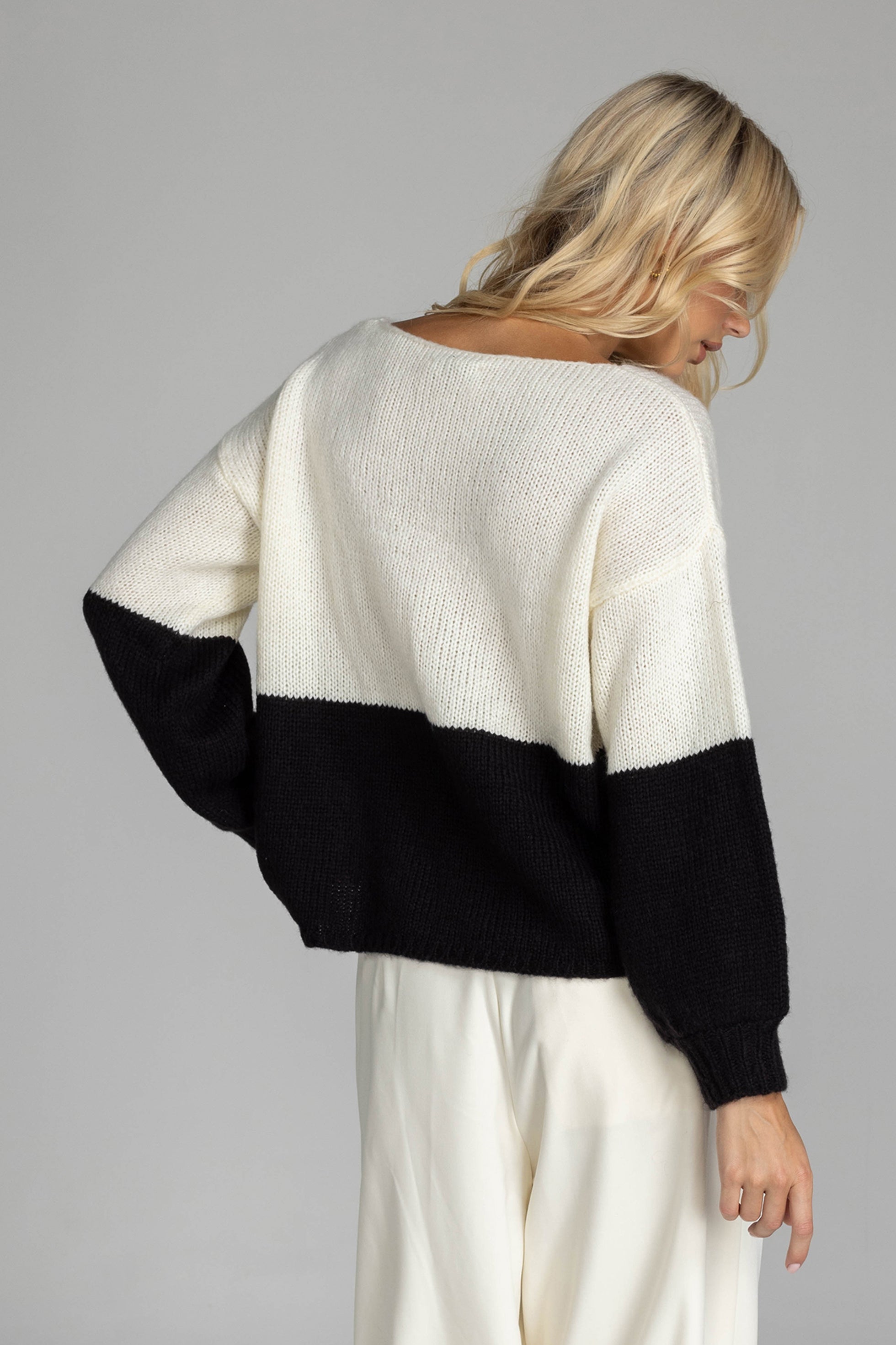 Split The Difference Jumper - Black/Ivory