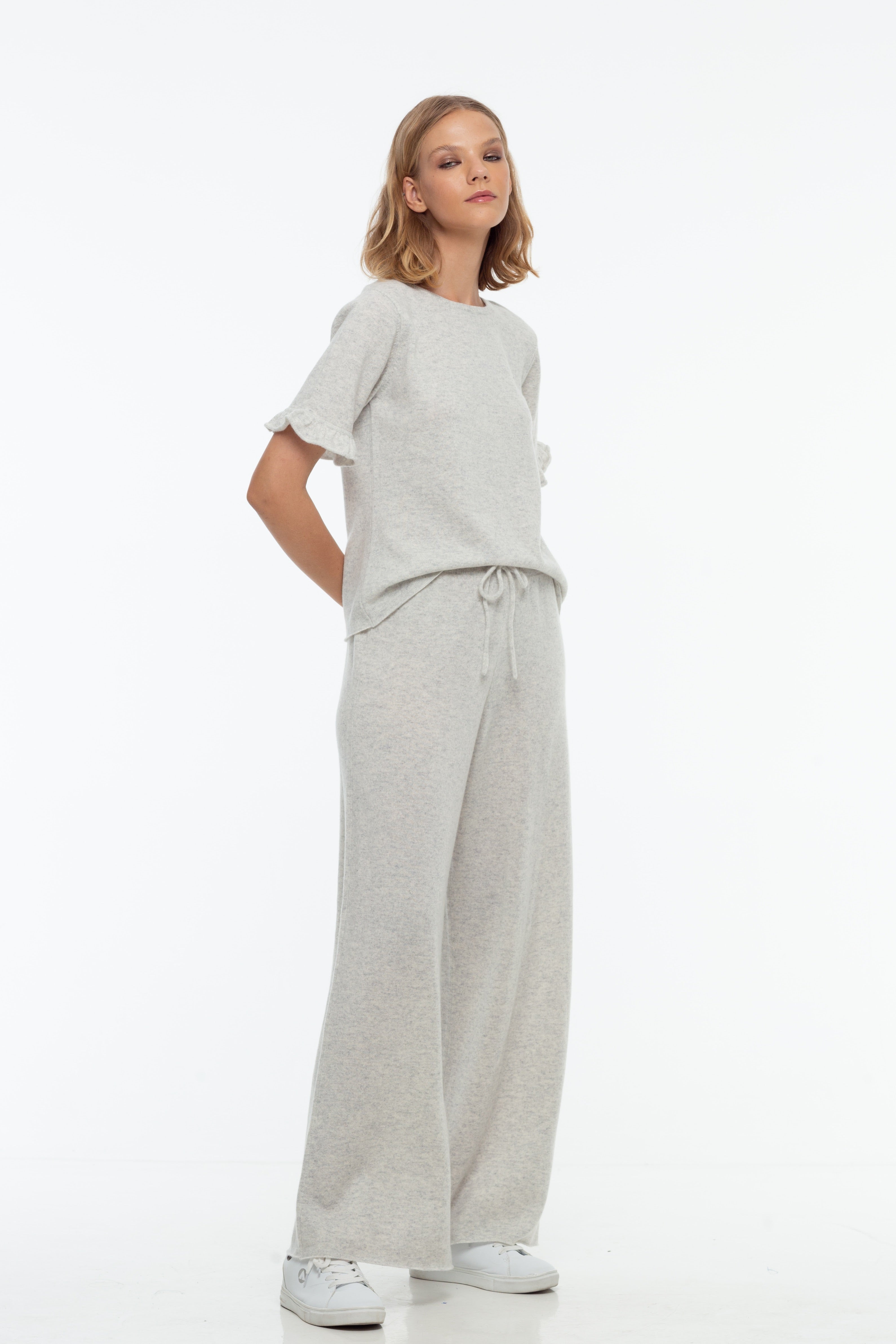 soft relaxed cashmere pant